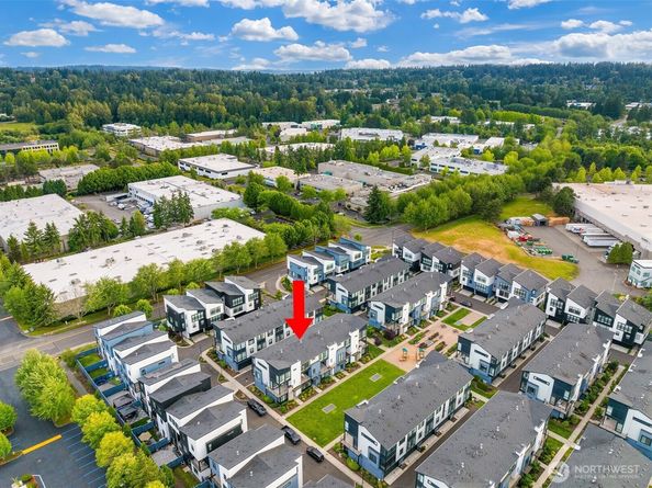 21822 25th Avenue SE B, Bothell WA 98021