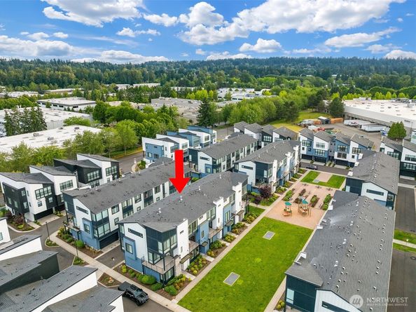 21822 25th Avenue SE B, Bothell WA 98021