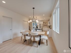 13542 39th Avenue NE A, Seattle WA 98125