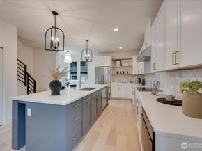 13542 39th Avenue NE A, Seattle WA 98125
