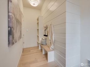 13542 39th Avenue NE A, Seattle WA 98125