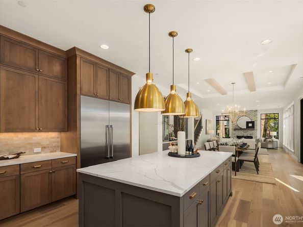 15318 154th Avenue NE, Woodinville WA 98072