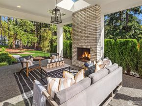 15318 154th Avenue NE, Woodinville WA 98072