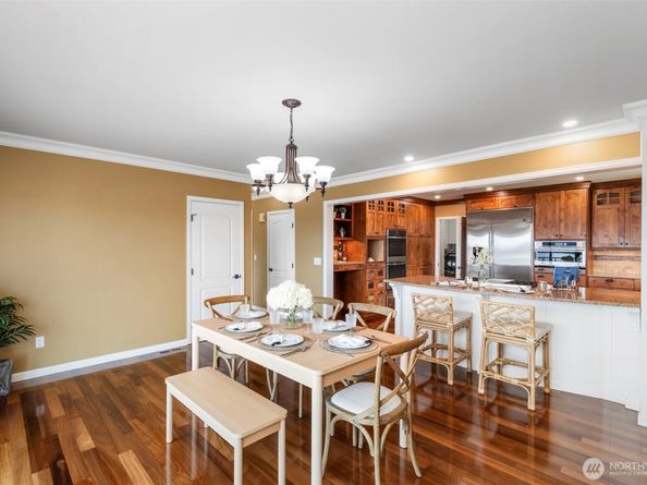 7957 E Trailside Lane, Port Orchard WA 98366