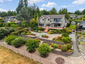 7957 E Trailside Lane, Port Orchard WA 98366