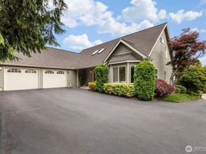 7957 E Trailside Lane, Port Orchard WA 98366