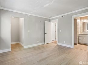 11644 100th Avenue NE 308, Kirkland WA 98034