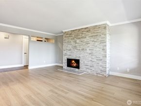 11644 100th Avenue NE 308, Kirkland WA 98034