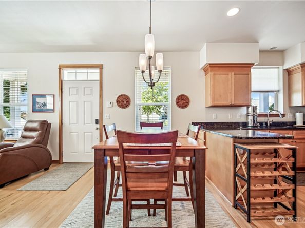 19672 Jensen Way NE, Poulsbo WA 98370