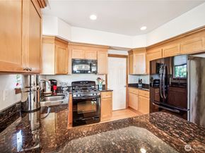 19672 Jensen Way NE, Poulsbo WA 98370