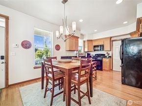 19672 Jensen Way NE, Poulsbo WA 98370