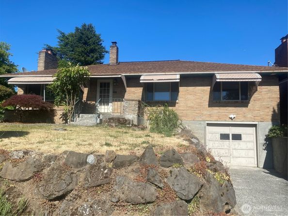 4916 24th Place S, Seattle WA 98108