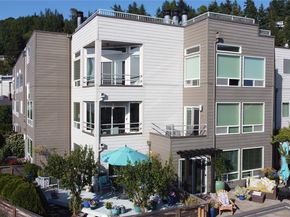 4004 Beach Drive SW 205, Seattle WA 98116