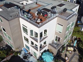 4004 Beach Drive SW 205, Seattle WA 98116