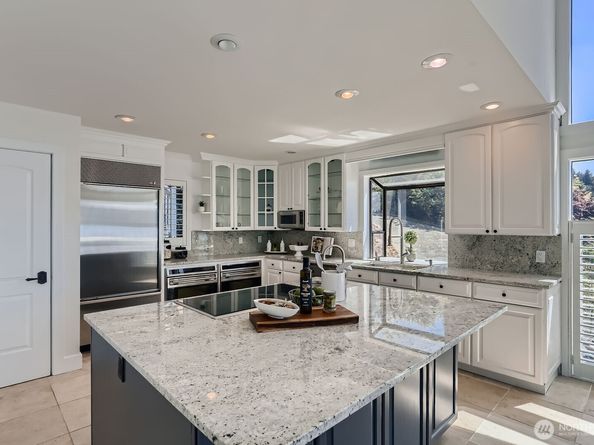 16035 Inglewood Road NE, Kenmore WA 98028