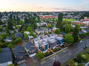 8833 Wallingford Avenue N, Seattle WA 98103