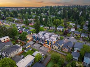 8833 Wallingford Avenue N, Seattle WA 98103