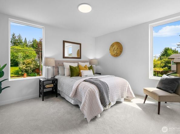 8833 Wallingford Avenue N, Seattle WA 98103