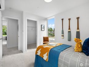 8833 Wallingford Avenue N, Seattle WA 98103