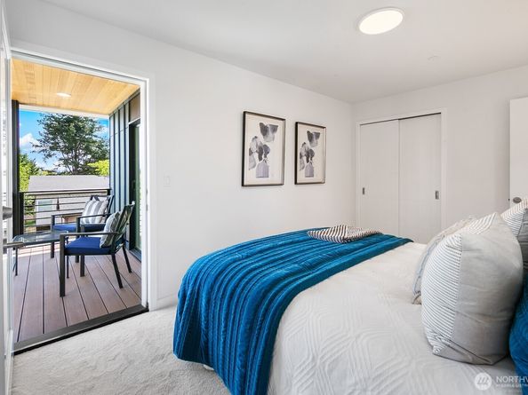 8833 Wallingford Avenue N, Seattle WA 98103