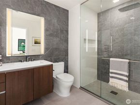 2510 6th Avenue 3506, Seattle WA 98121