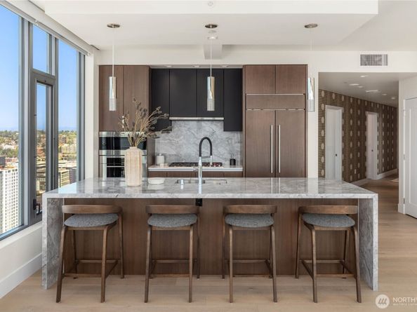 2510 6th Avenue 3506, Seattle WA 98121