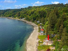 14010 SW Bates Rd., Vashon WA 98070
