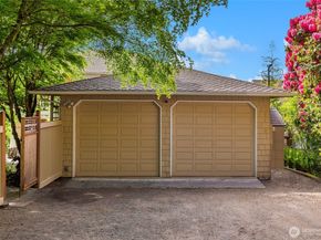 14010 SW Bates Rd., Vashon WA 98070