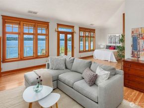 14010 SW Bates Rd., Vashon WA 98070