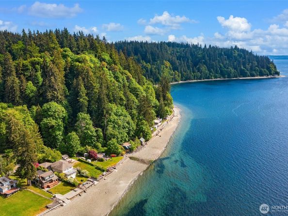14010 SW Bates Rd., Vashon WA 98070