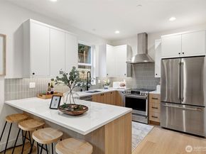 9513 132nd Avenue NE, Kirkland WA 98033