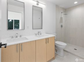 10738 Interlake Avenue N, Seattle WA 98133