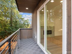 10738 Interlake Avenue N, Seattle WA 98133