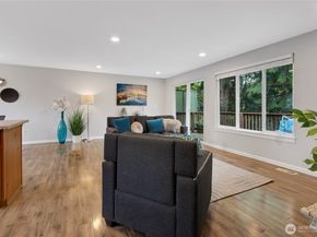 30331 9th Avenue S, Federal Way WA 98003
