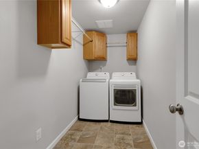 30331 9th Avenue S, Federal Way WA 98003