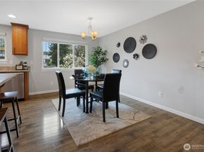 30331 9th Avenue S, Federal Way WA 98003