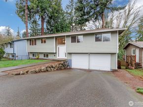30331 9th Avenue S, Federal Way WA 98003