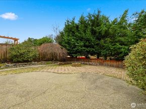 23107 96 Place S, Kent WA 98031