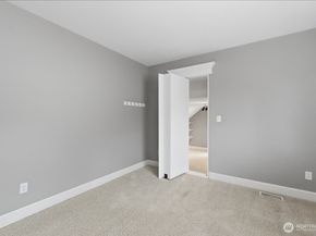 23107 96 Place S, Kent WA 98031