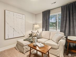 17609 21st Ave W 20, Lynnwood WA 98037