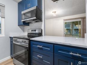 12510 NE 130th Way B106, Kirkland WA 98034