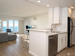 121 Vine Street 1702, Seattle WA 98121