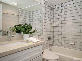 121 Vine Street 1702, Seattle WA 98121