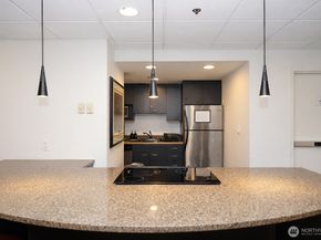 121 Vine Street 1702, Seattle WA 98121