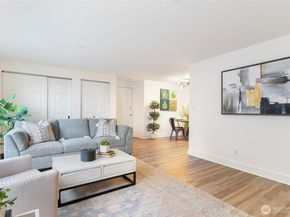 3209 Hoyt Avenue 201, Everett WA 98201