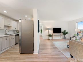 3209 Hoyt Avenue 201, Everett WA 98201