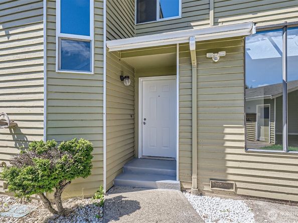 9213 1st Drive SE, Everett WA 98208