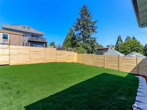 124 S 108th Place, Seattle WA 98168