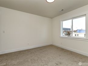 124 S 108th Place, Seattle WA 98168