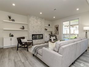 124 S 108th Place, Seattle WA 98168